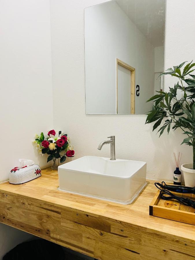 Bed Station Vandrerhjem Ban Madua Wan Eksteriør bilde
